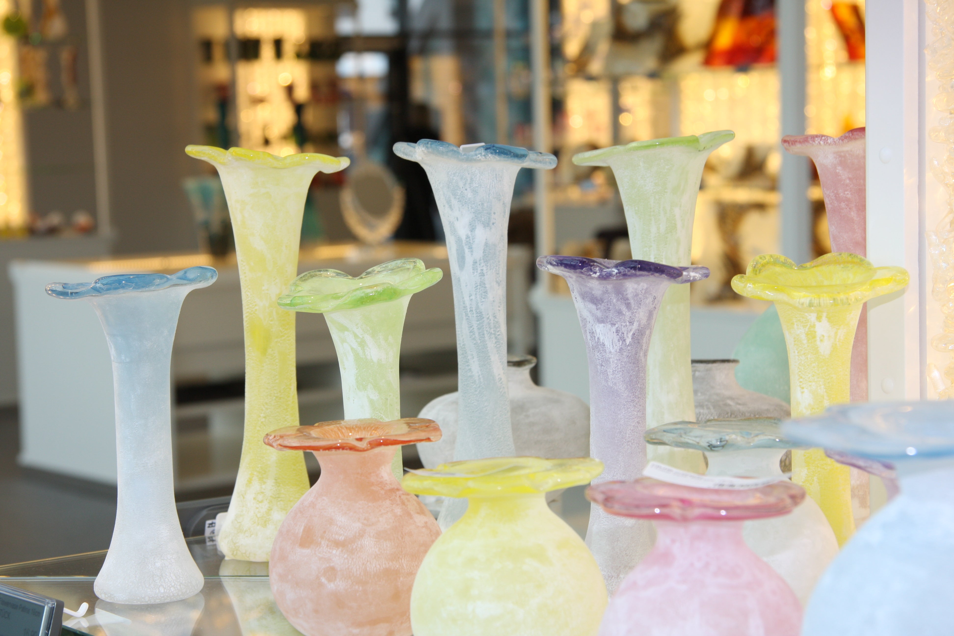 Wohndekoration aus Glas entdecken - Handgemachte Vasen und mehr