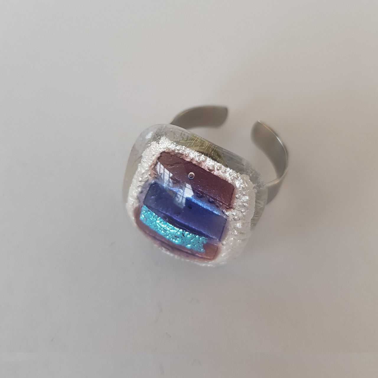 Ring mit Glasstein Lila Blau Fusing