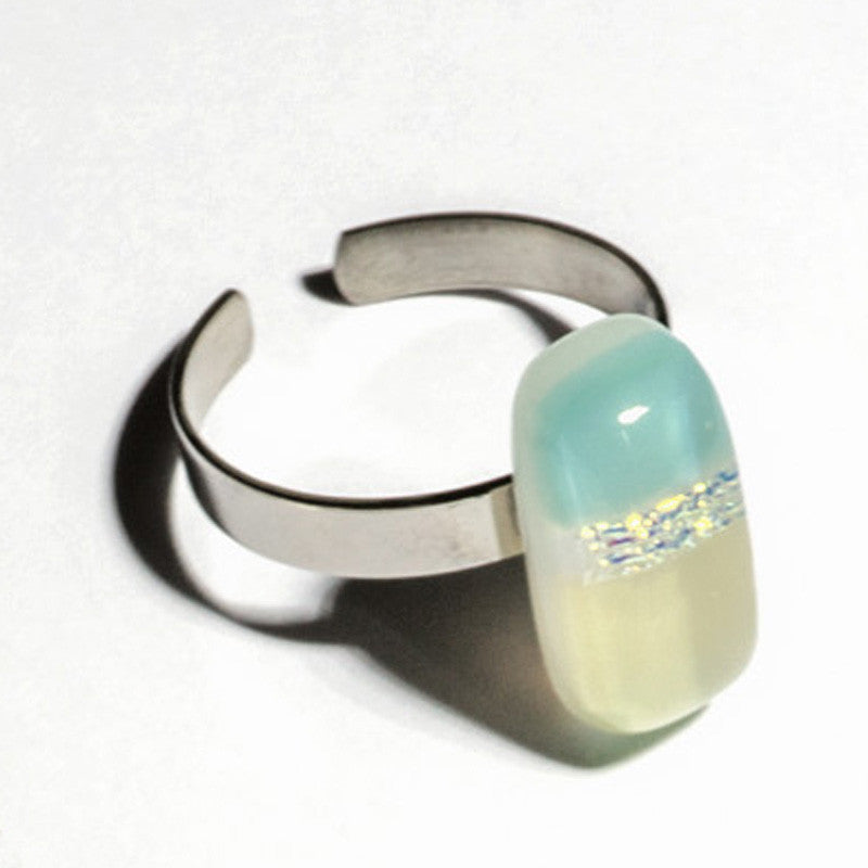 Ring mit Glasstein Sinny Türkis Creme Fusing