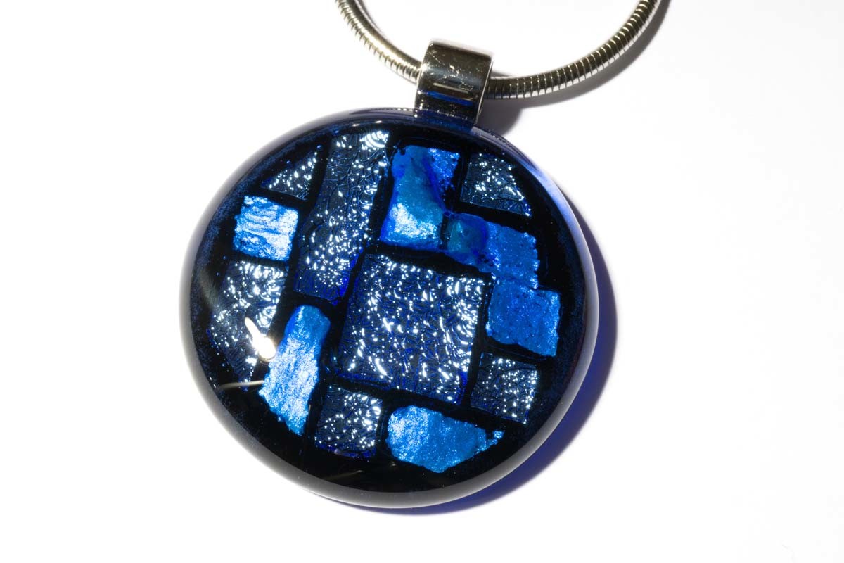Halskette rund mit Glasanhänger  Blau Fusing (Edelstahlkette)