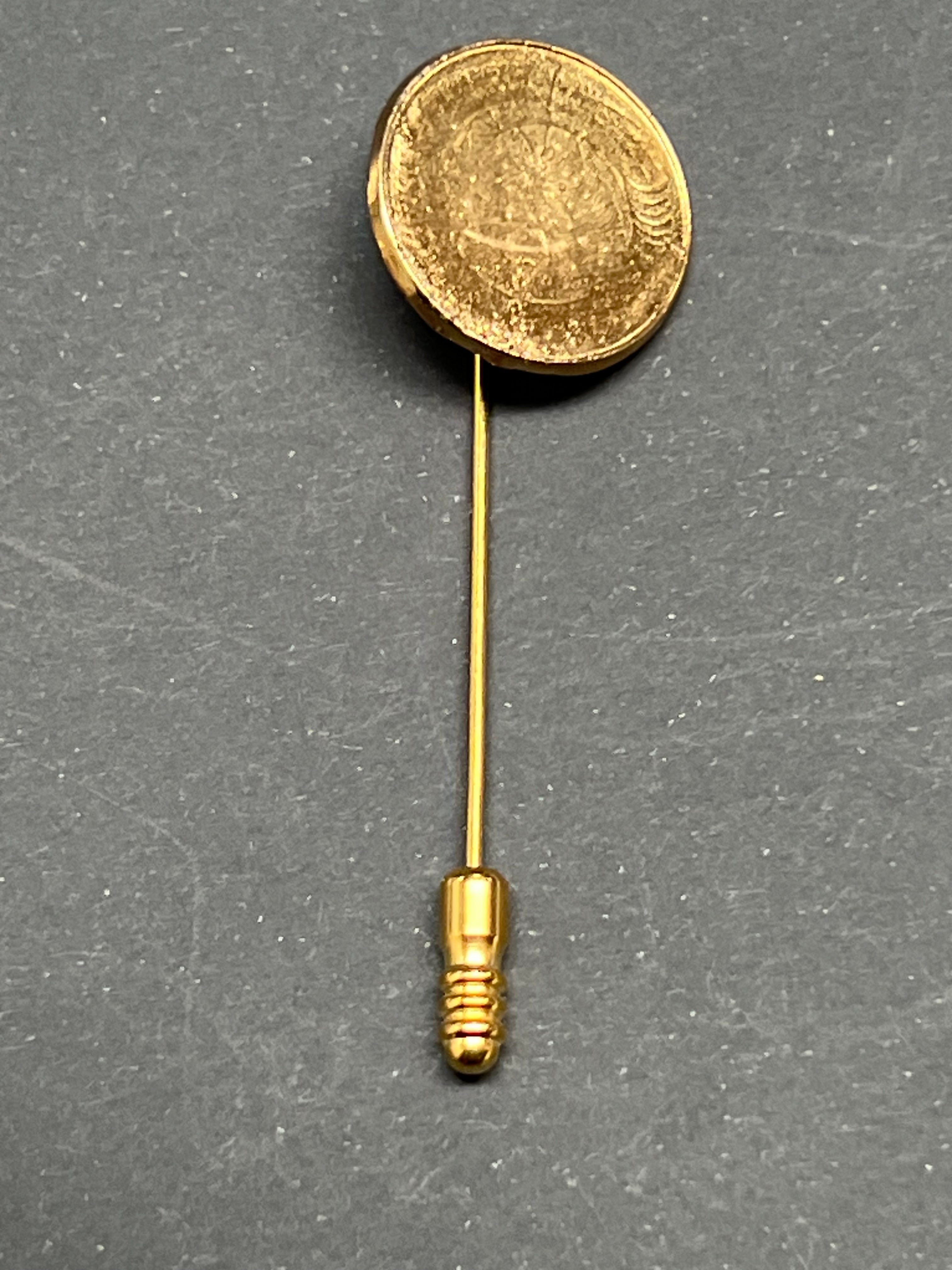 Anstecknadel, Rund