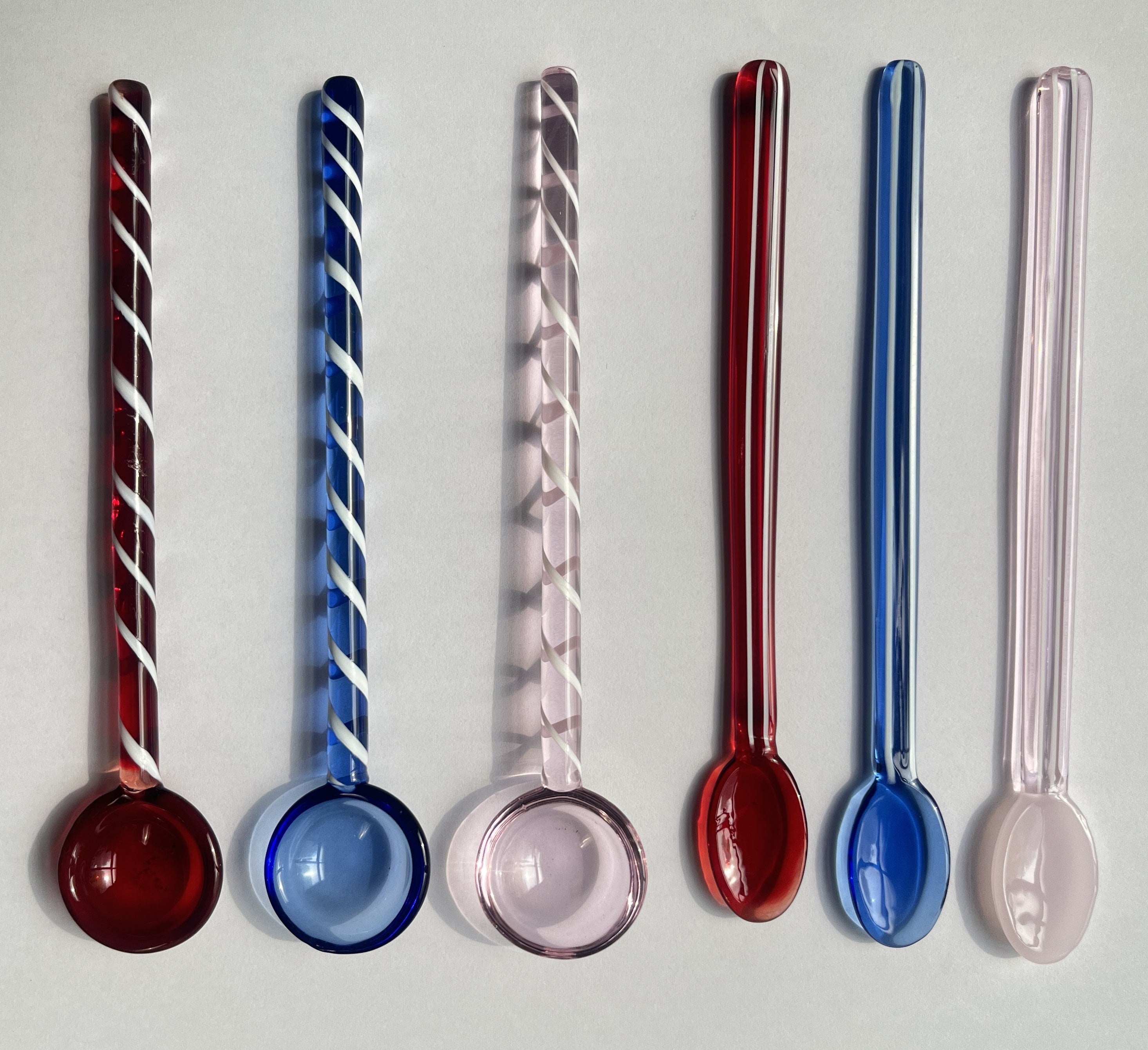 6er Set Marmeladenlöffel / Cocktaillöffel aus Glas, Länge ca. 14,8cm, Rot/ Blau/ Pink, Oval & Rund