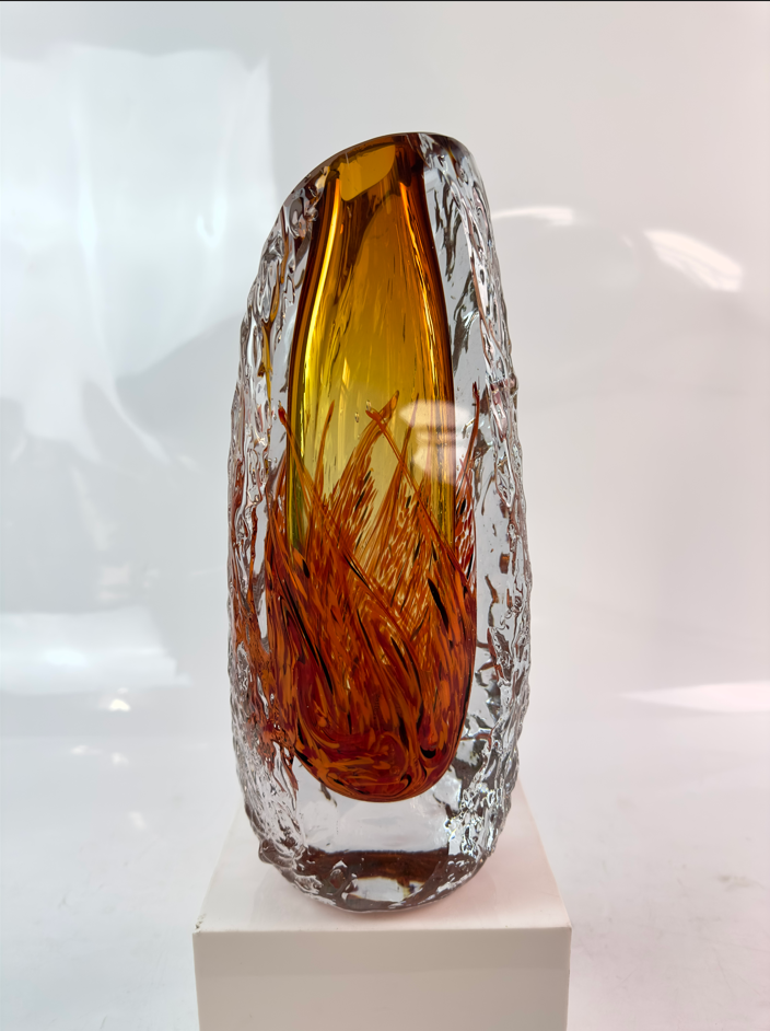 Glas Vase Modern in Amber/Transparent Handarbeit