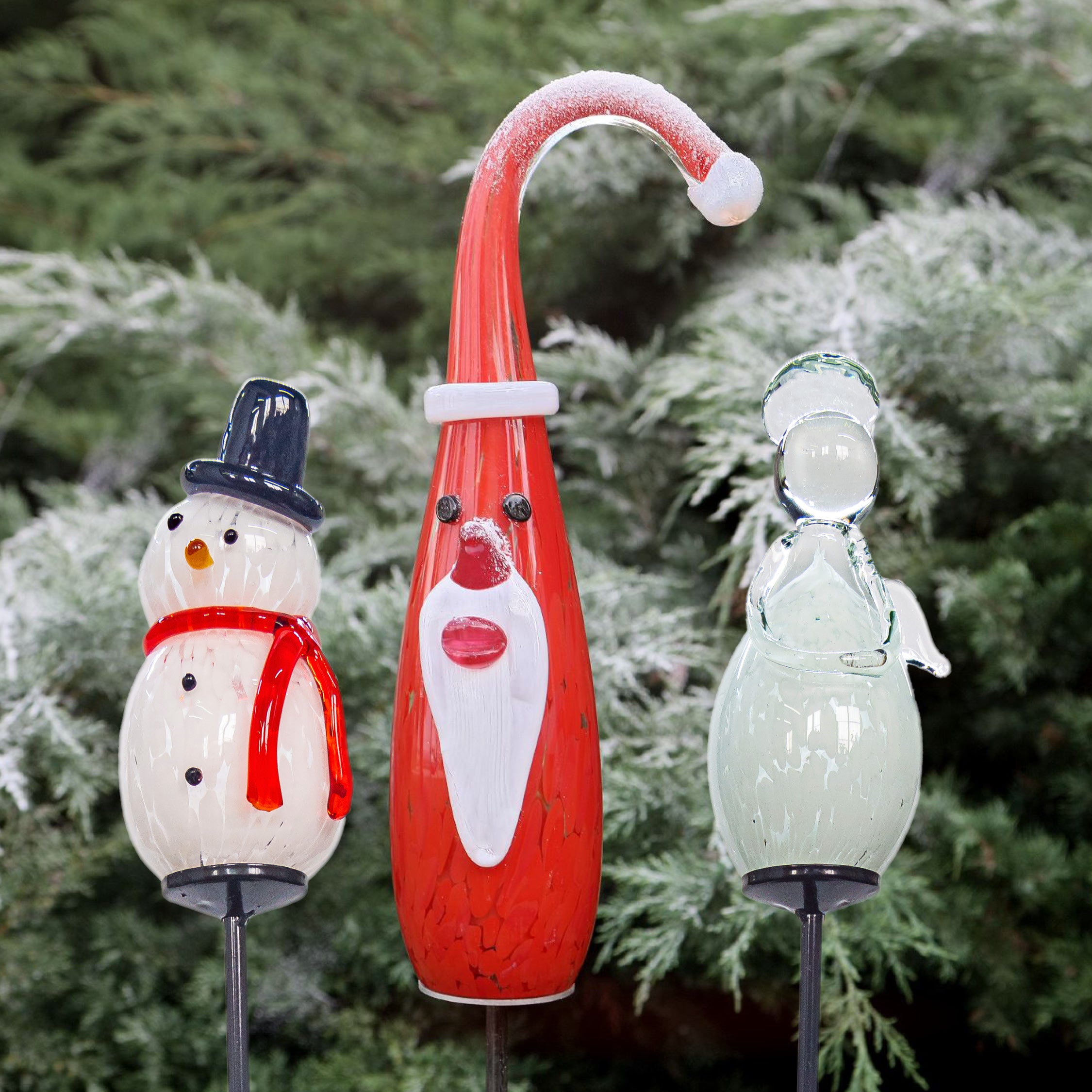 2er Set Glas Schneemann Weiß/Rot/Schwarz Höhe ca. 15cm, Gartendeko mit Solarlicht & Stab 46cm Handarbeit mit Verpackung