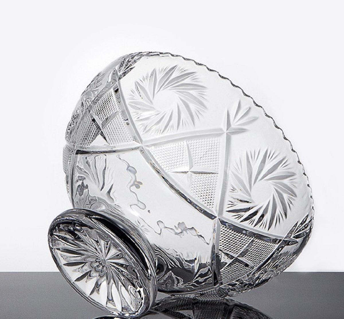 Glasschale Schleuderstern Durchmesser ca. 16cm, mit Fuß
