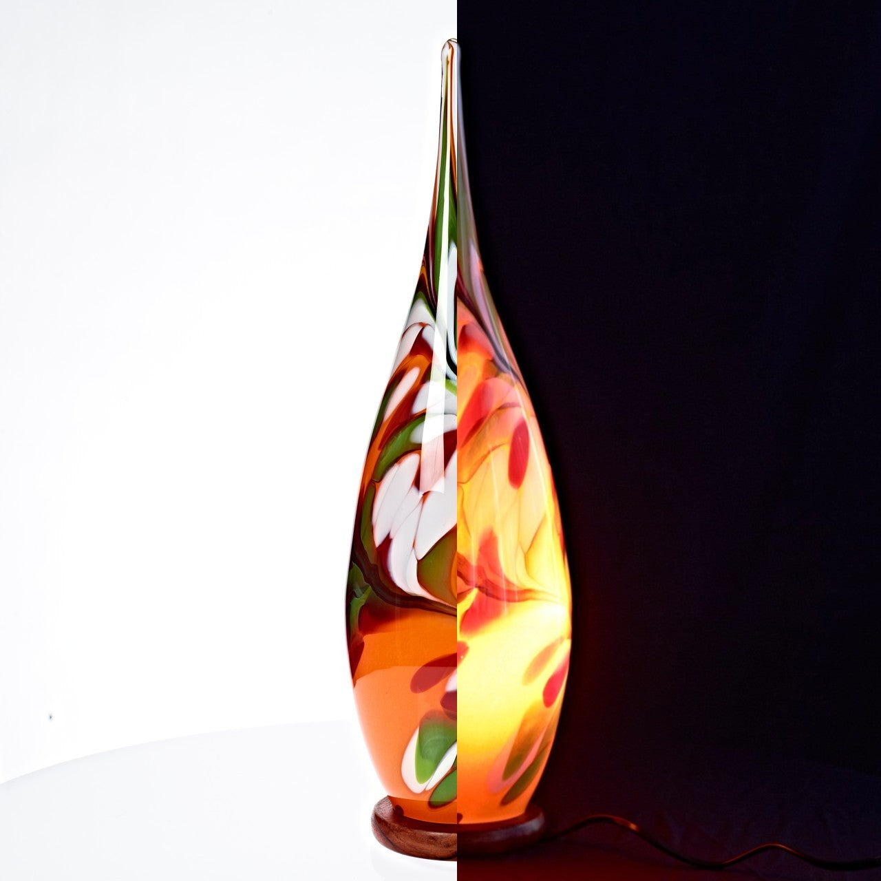 Tischlampe Beleuchtung Lichtquelle Flamme Dekoration Glas Kegel 25cm LED bunt