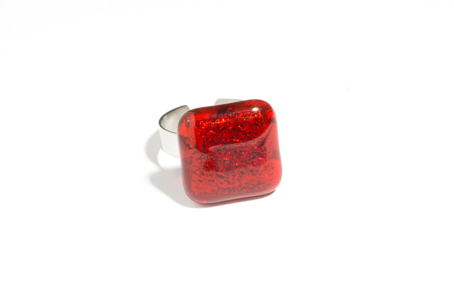 Ring mit Glasstein Red Stone Fusing
