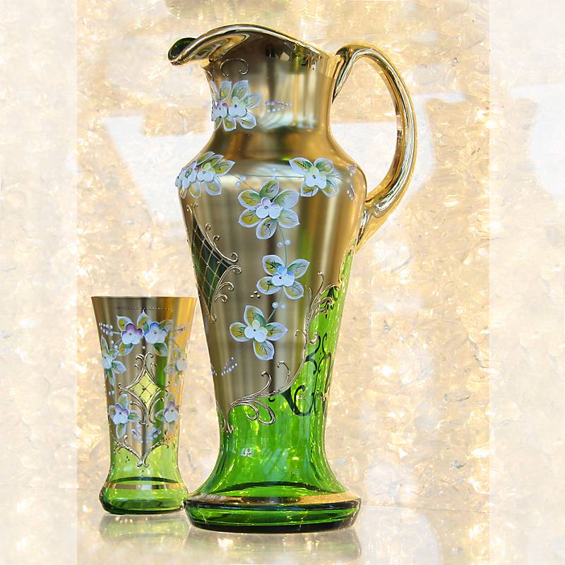 Krug Green Queen 1250 ml, Grün/Gold, aus Glas